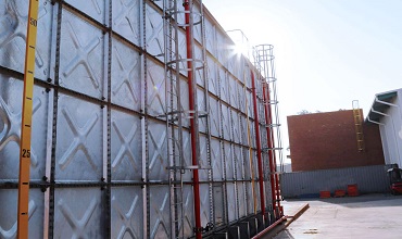Picture of industrial Square Storage Tank